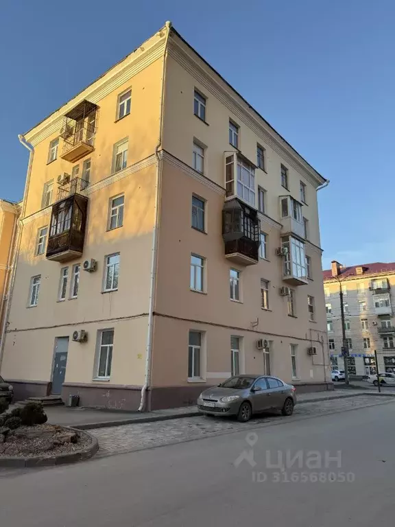 Помещение свободного назначения в Омская область, Омск просп. Карла ... - Фото 1