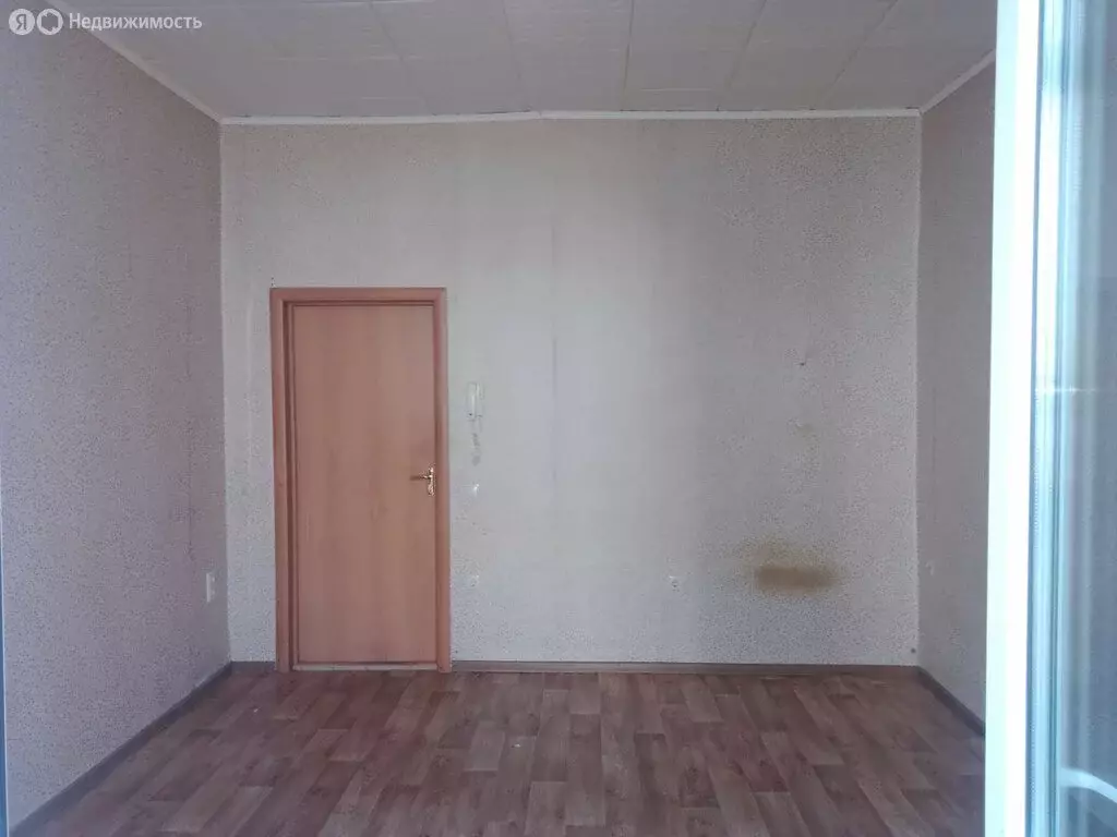 1к в 3-комнатной квартире (14.3 м) - Фото 2