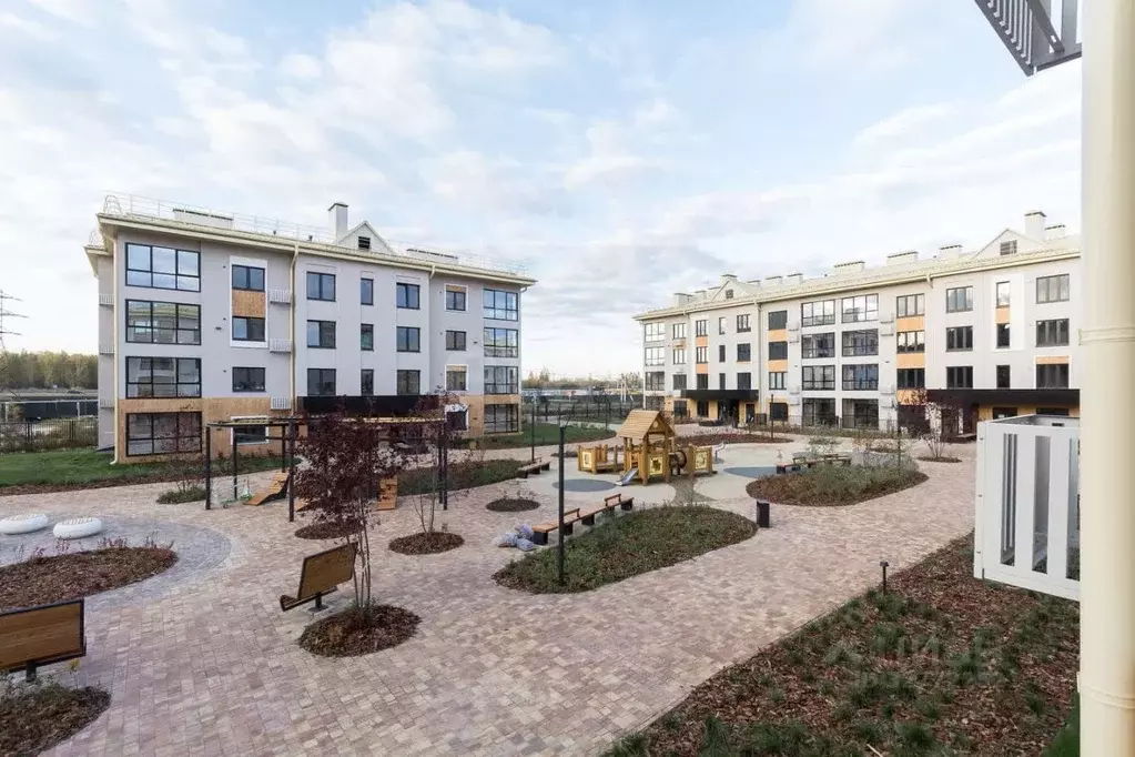 2-к кв. Тюменская область, Тюмень ул. Игоря Комиссарова, 11 (61.3 м) - Фото 1