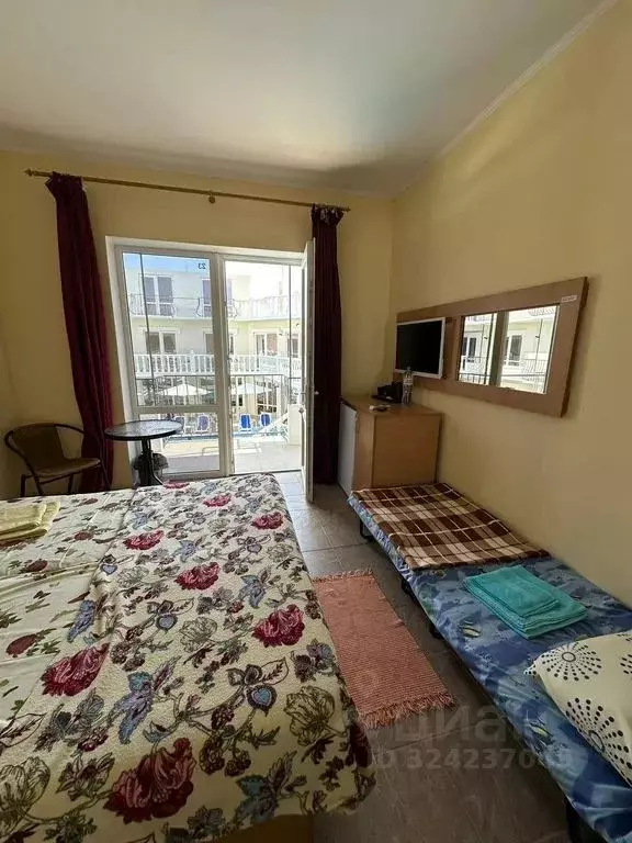 Комната Крым, Сакский район, Лесновское с/пос, с. Прибрежное ул. ... - Фото 1