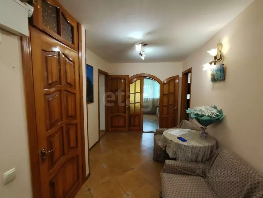 3-к кв. Крым, Алушта ул. Октябрьская (59.5 м) - Фото 1