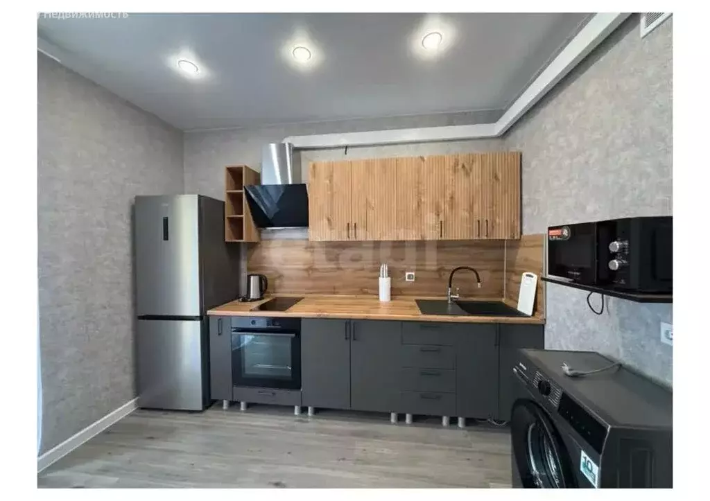 1-комнатная квартира: Тюмень, улица Ветеранов Труда, 9А (35 м) - Фото 0