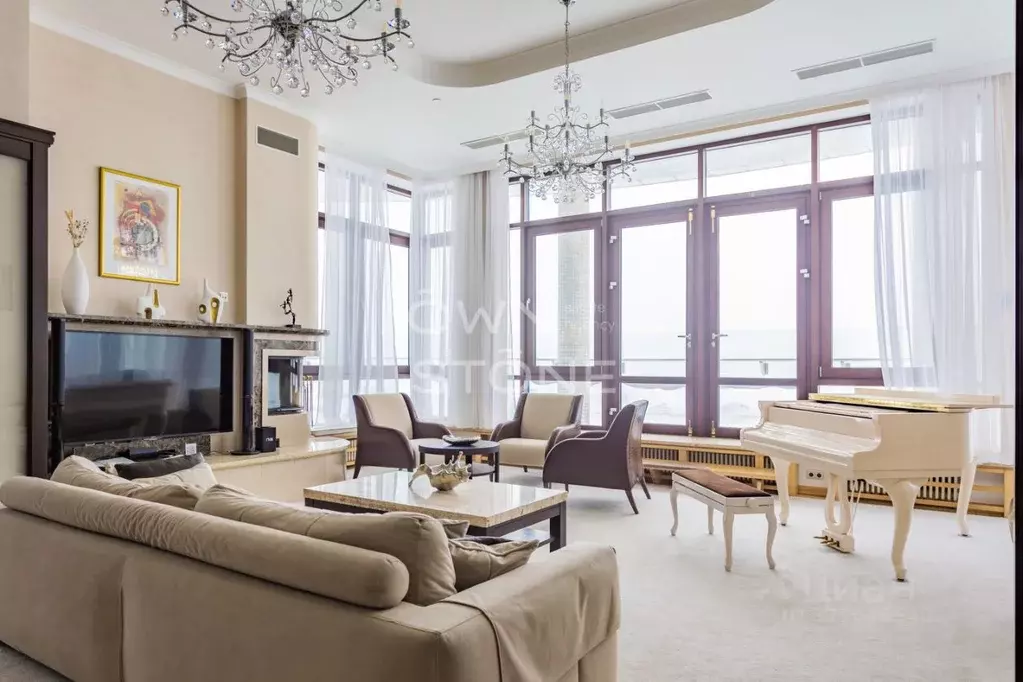 6-к кв. Москва Мосфильмовская ул., 70к3 (500.0 м) - Фото 1