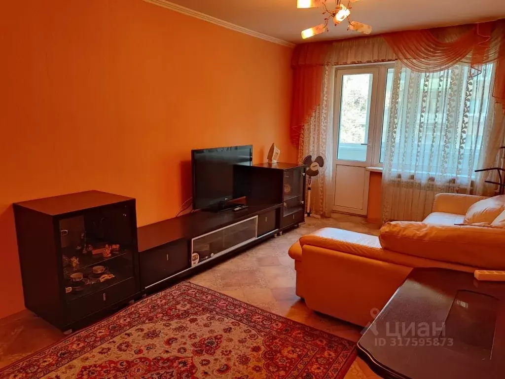 3-к кв. Самарская область, Самара ул. Николая Панова, 25 (64.6 м) - Фото 0