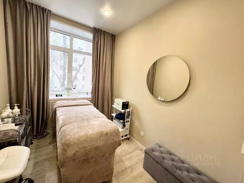 Офис в Мурманская область, Мурманск ул. Капитана Егорова, 14 (10 м) - Фото 1