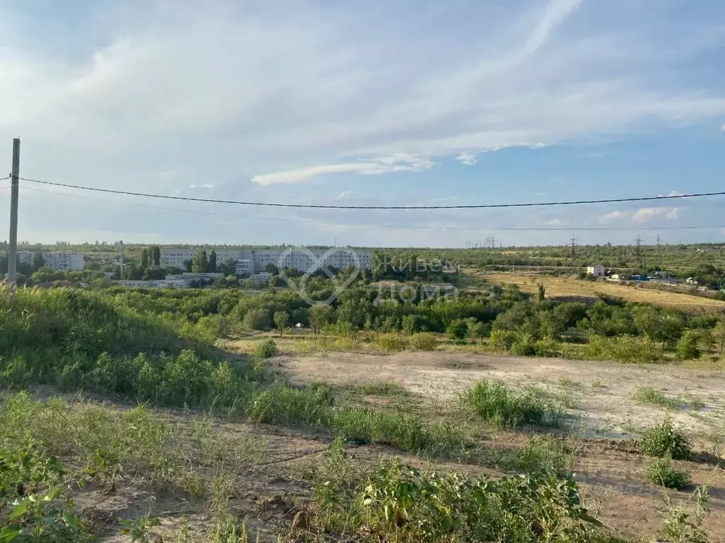 Участок в Волгоградская область, Волгоград пос. Верхняя Ельшанка, ул. ... - Фото 0