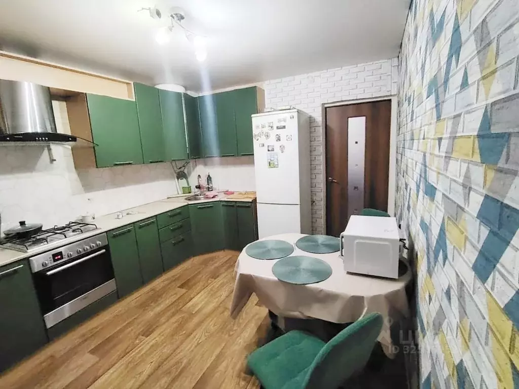 2-к кв. Башкортостан, Иглинский сельсовет, с. Иглино ул. Строителей, ... - Фото 1