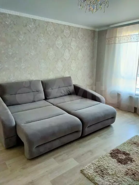 1-к. квартира, 42 м, 4/10 эт. - Фото 1