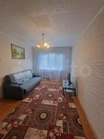 2-к. квартира, 51 м, 4/9 эт. - Фото 0