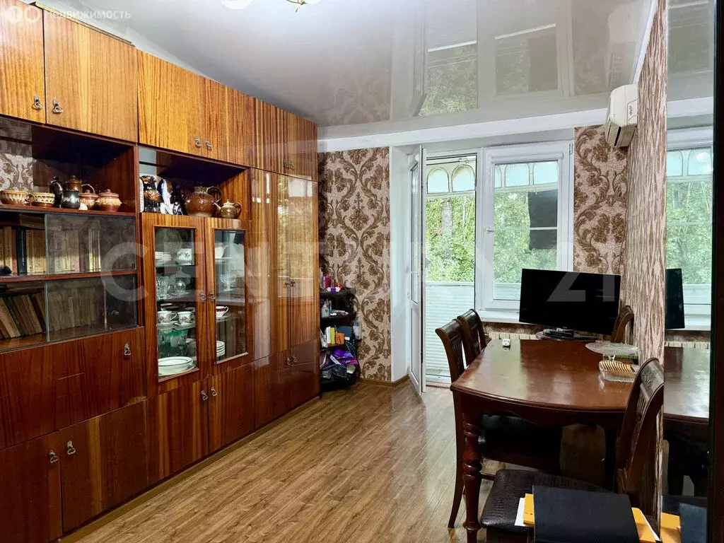 3-комнатная квартира: Махачкала, улица Гагарина, 19 (60 м) - Фото 0
