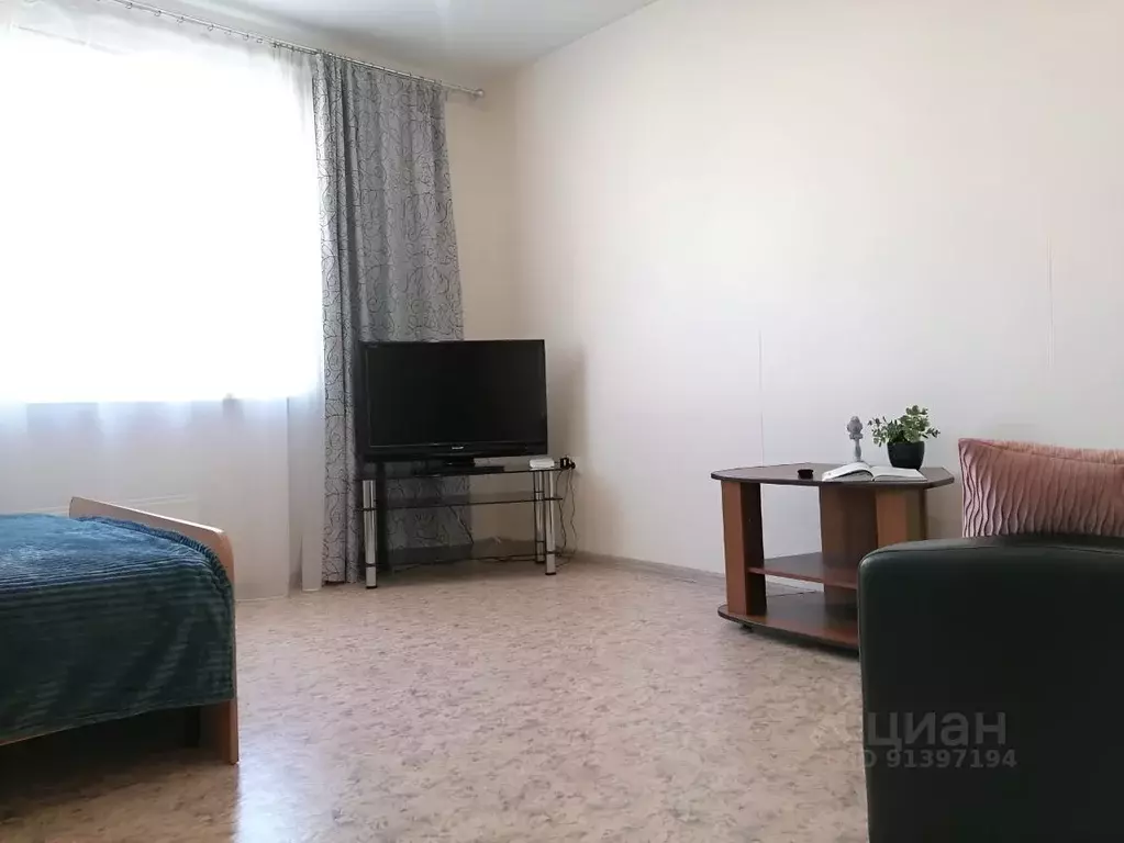 1-к кв. Красноярский край, Красноярск ул. Авиаторов, 68 (42.2 м) - Фото 1