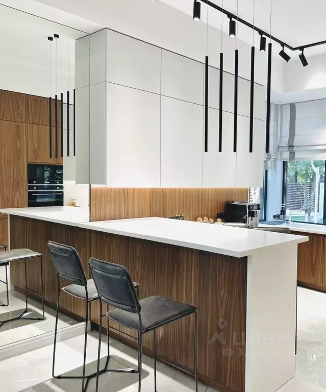 Дом в Ставропольский край, Ставрополь Приозерная ул., 3 (310 м) - Фото 2