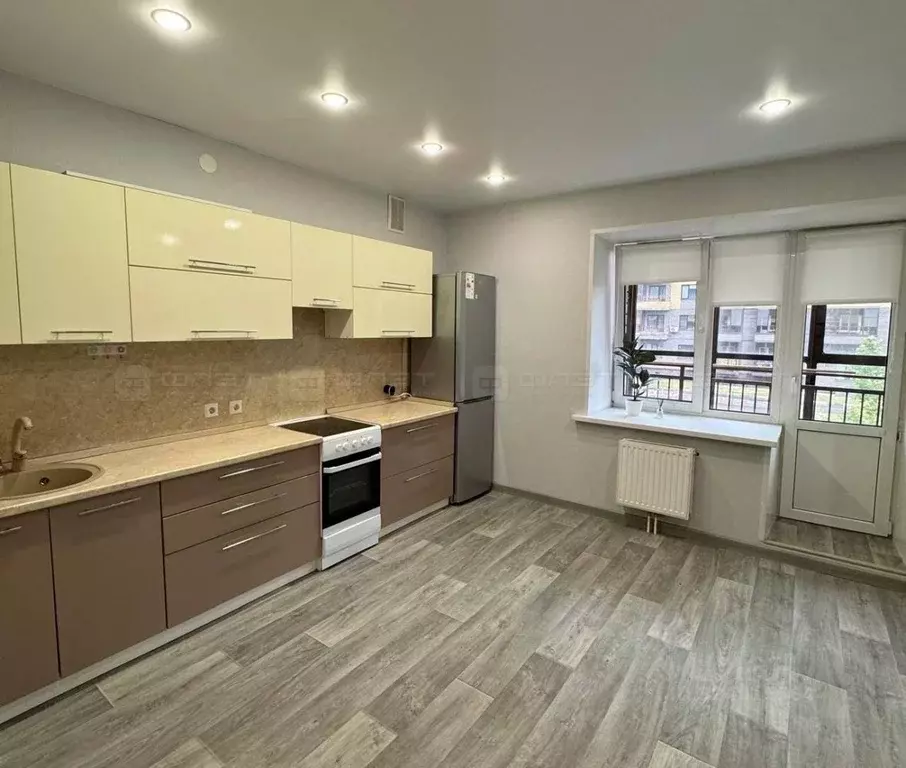 Студия Татарстан, Казань ул. Рауиса Гареева, 100 (29.5 м) - Фото 1