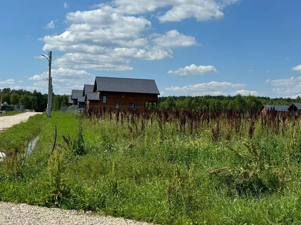 Участок в Московская область, Наро-Фоминский городской округ, д. ... - Фото 0