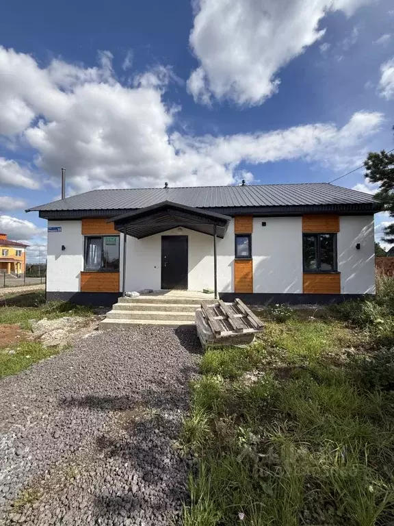 Дом в Башкортостан, Уфимский район, Красноярский сельсовет, с. ... - Фото 2