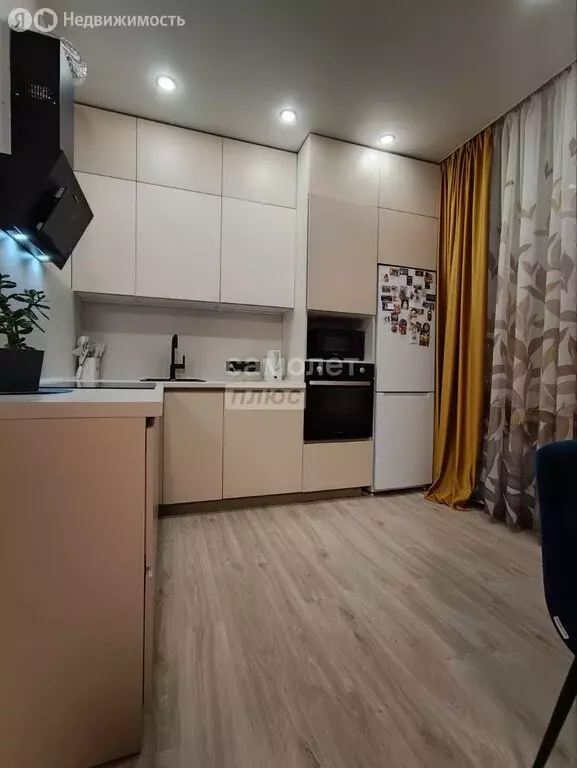 2-комнатная квартира: посёлок городского типа Ржавки, 21 (45.5 м) - Фото 2