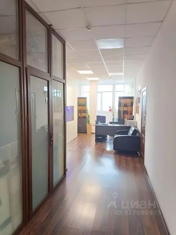 Офис в Краснодарский край, Краснодар Северная ул., 324Н (500 м) - Фото 2