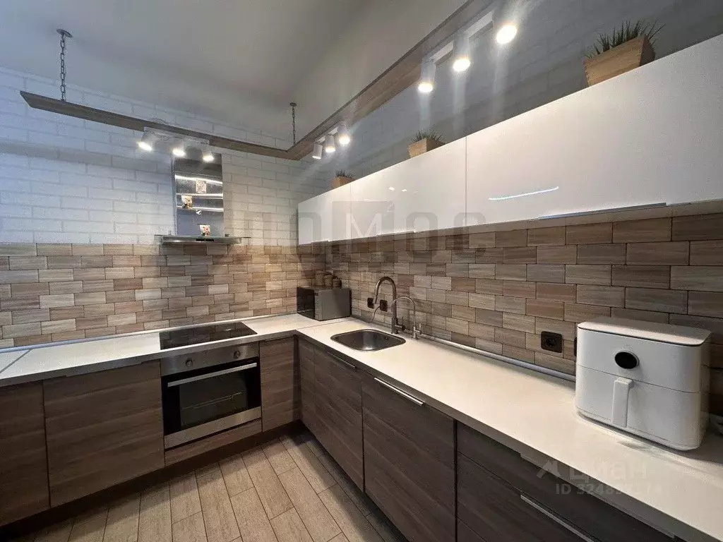 3-к кв. Свердловская область, Екатеринбург ул. Мира, 41 (92.0 м) - Фото 2