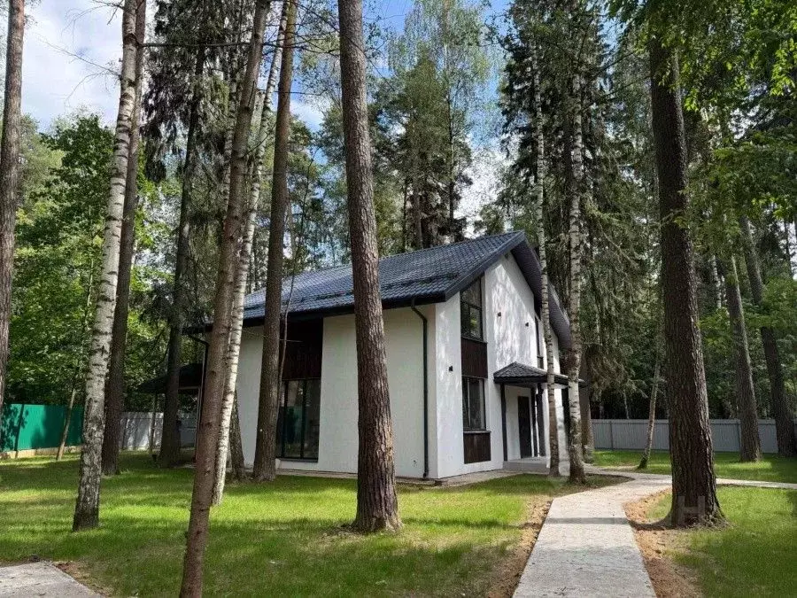 Дом в Московская область, Королев Дачная ул., 38 (220 м) - Фото 0