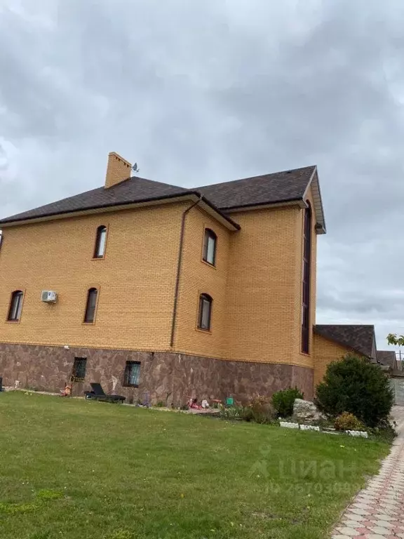 Дом в Омская область, Омск ул. 8-я Любинская, 29 (758 м) - Фото 2