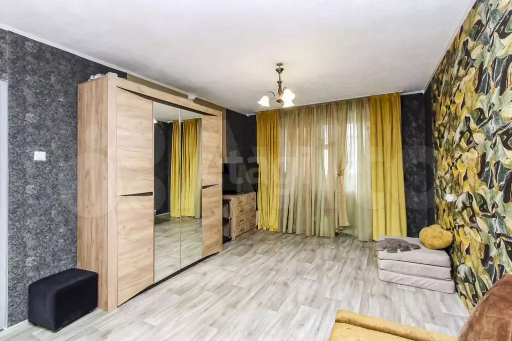 2-к. квартира, 64 м, 2/5 эт. - Фото 0