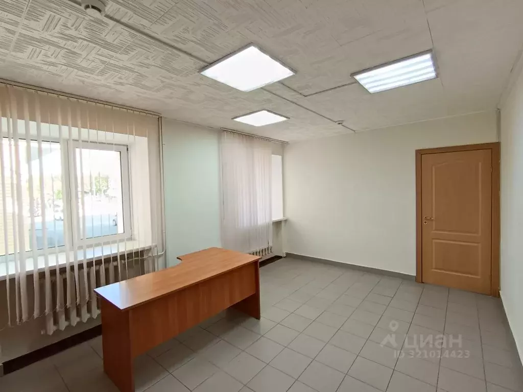 Офис в Тюменская область, Тюмень ул. 30 лет Победы, 38А (37 м) - Фото 1
