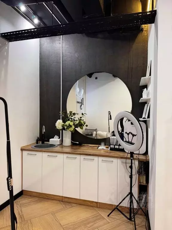 Офис в Татарстан, Казань Габдуллы Тукая ул., 64 (17 м) - Фото 1