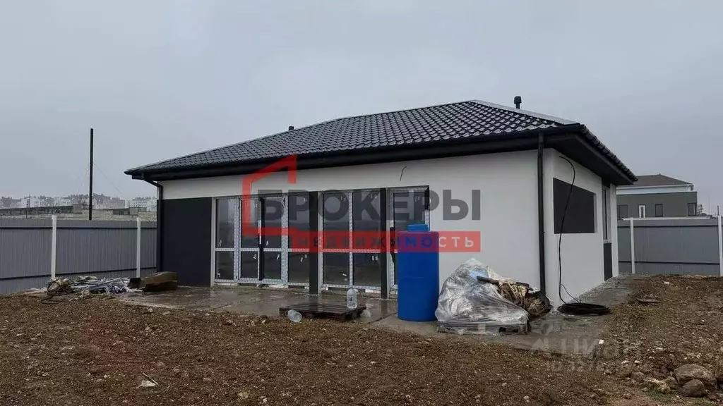 Дом в Севастополь, Севастополь, Балаклава г. ул. Морской Пехоты (94 м) - Фото 1