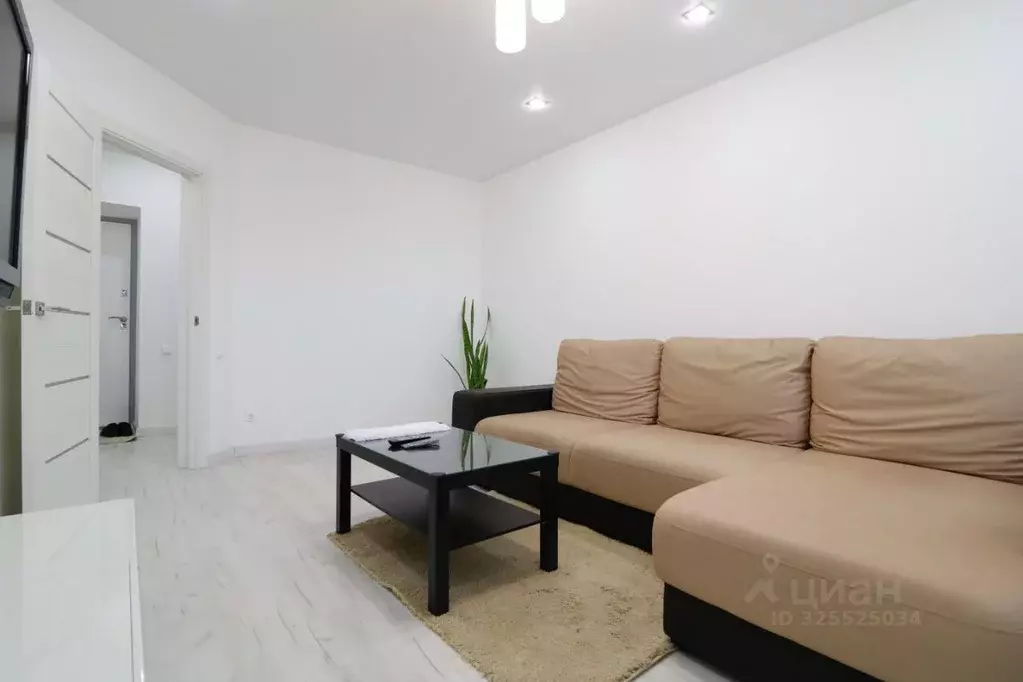 1-к кв. Татарстан, Казань ул. Зур Урам, 1Г (35.0 м) - Фото 2