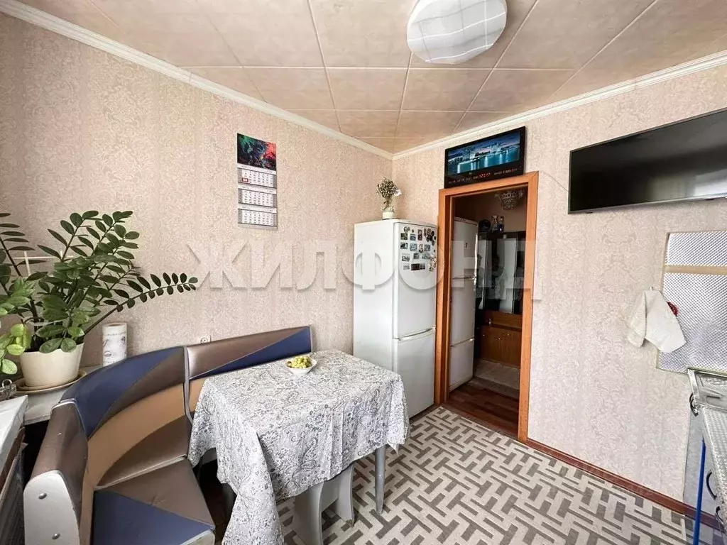 3-к кв. Ханты-Мансийский АО, Когалым ул. Дружбы Народов (65.8 м) - Фото 1