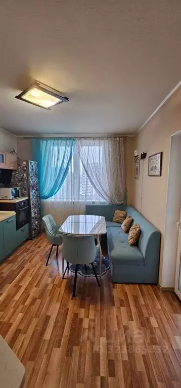 2-к кв. Свердловская область, Екатеринбург ул. Луганская, 6 (66.0 м) - Фото 1