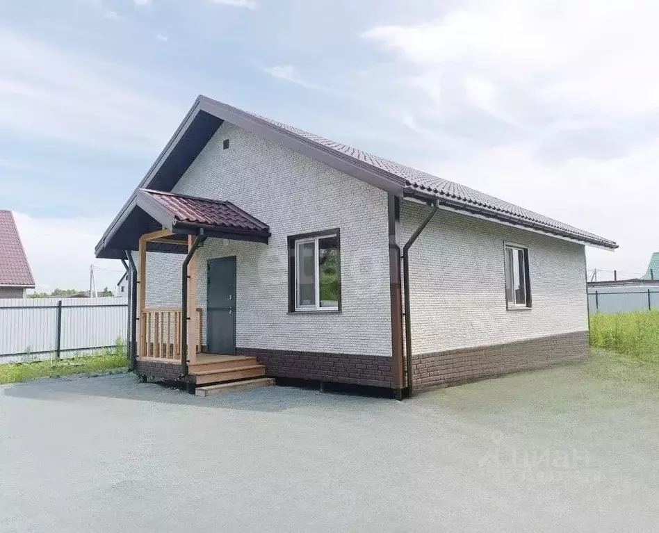 Дом в Приморский край, Артемовский городской округ, с. Ясное ул. ... - Фото 1