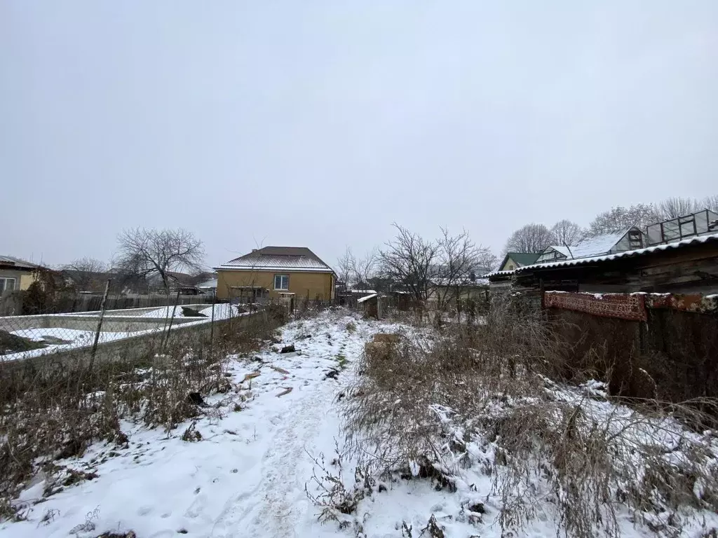 Участок в Кабардино-Балкария, Нальчик ул. Калинина, 106 (4.0 сот.) - Фото 1