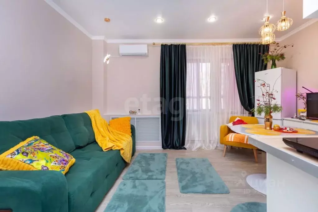 Студия Тюменская область, Тюмень ул. Парада Победы, 7 (25.0 м) - Фото 1