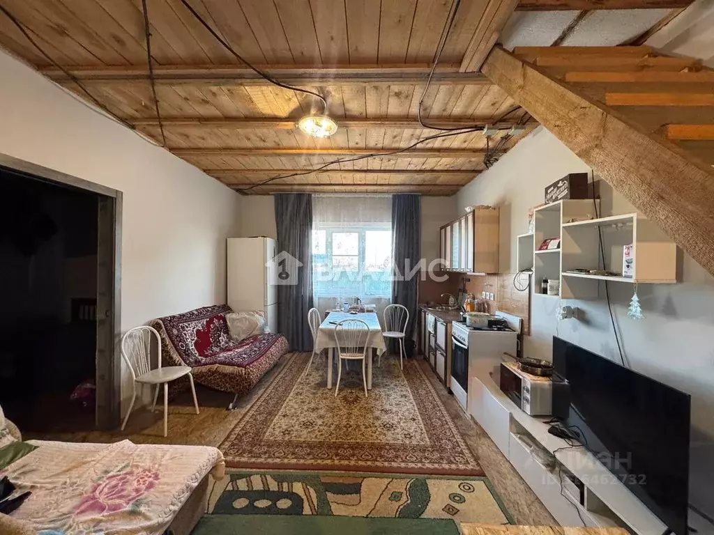 Дом в Иркутская область, Ангарск Первый промышленный массив, 10-й ... - Фото 1