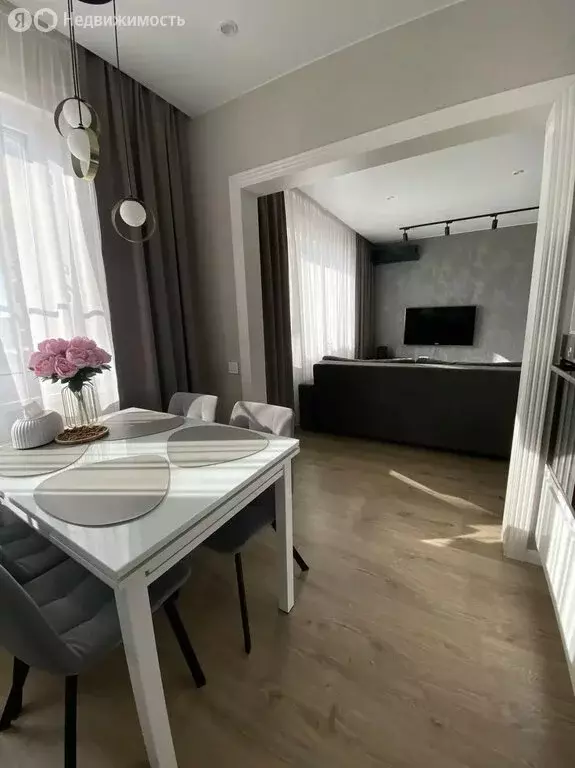 3-комнатная квартира: Курган, жилой район Заозёрный, 4-й микрорайон, ... - Фото 2