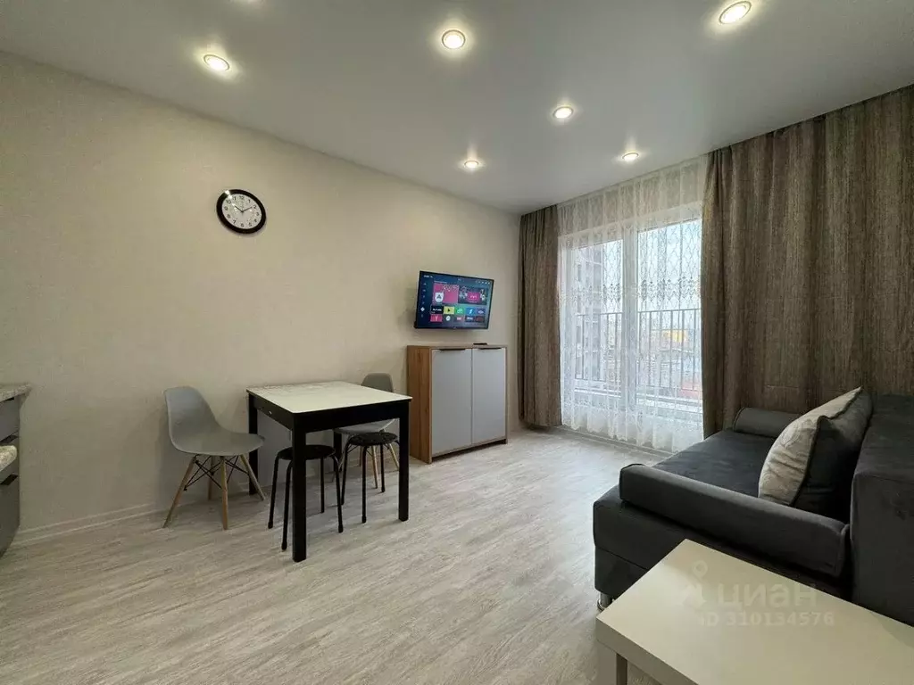 1-к кв. Тюменская область, Тюмень ул. Молодогвардейцев, 5к1 (35.0 м) - Фото 2