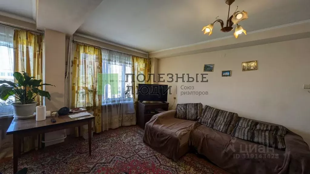 3-к кв. Красноярский край, Красноярск Семафорная ул., 251 (76.7 м) - Фото 1