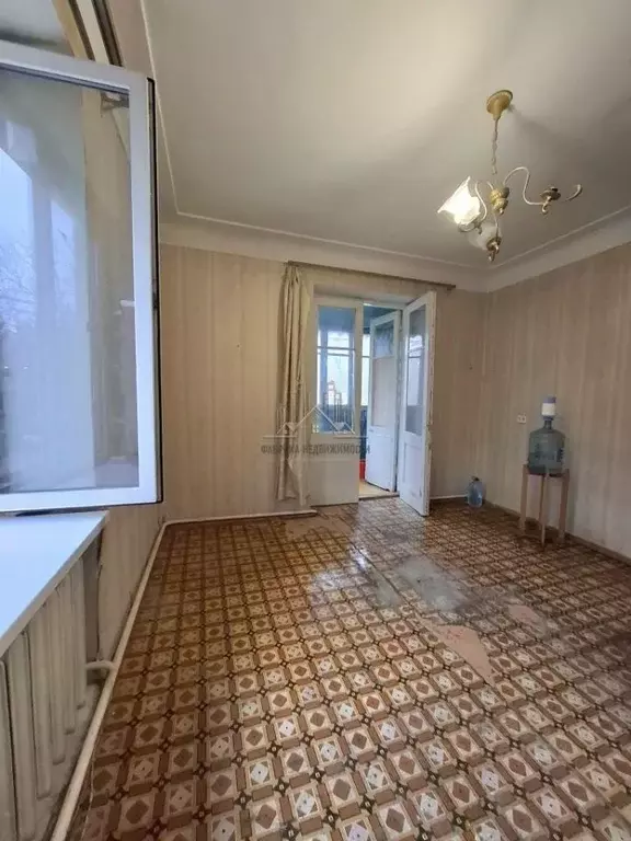 2-к кв. Крым, Симферополь ул. Автомагистральная, 11 (50.2 м) - Фото 1