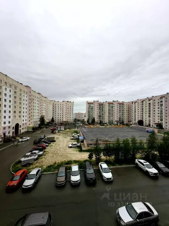 2-к кв. Ханты-Мансийский АО, Нягань 4-й мкр, 28 (55.0 м) - Фото 0