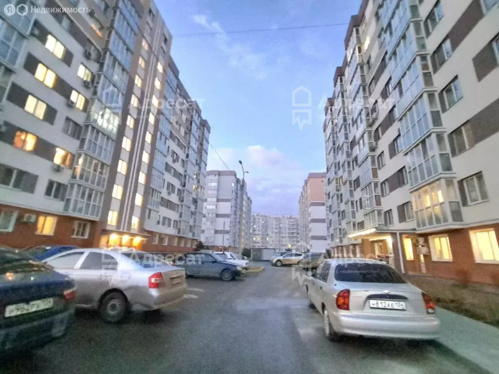 1-комнатная квартира: Волгоград, улица Быстрова, 273 (28 м) - Фото 1