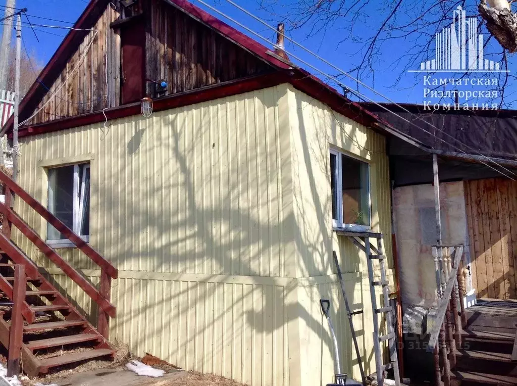 Дом в Камчатский край, Петропавловск-Камчатский ул. Седова (75 м) - Фото 2