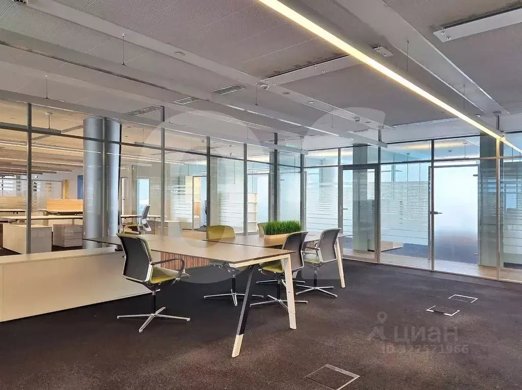 Офис в Московская область, Химки Ленинградская ул., с25 (2880 м) - Фото 1