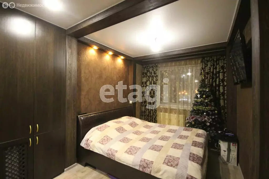 3-комнатная квартира: Новый Уренгой, район Южная Жилая Часть, 2-й ... - Фото 1