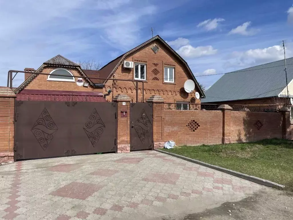 Коттедж в Ульяновская область, Димитровград ул. Барышева, 14 (170 м) - Фото 0