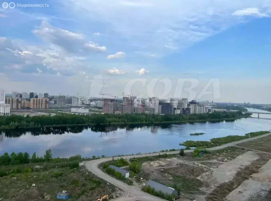 2-комнатная квартира: Тюмень, Новгородская улица, 9А (56 м) - Фото 1