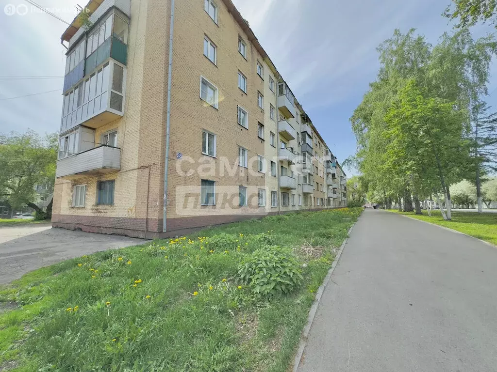 3-комнатная квартира: Ленинск-Кузнецкий, проспект Кирова, 58 (56.8 м) - Фото 0