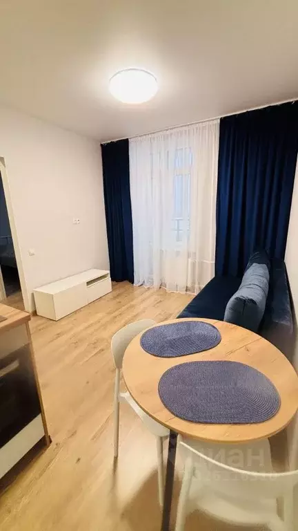 1-к кв. Тюменская область, Тюмень ул. Фармана Салманова, 21 (34.0 м) - Фото 2