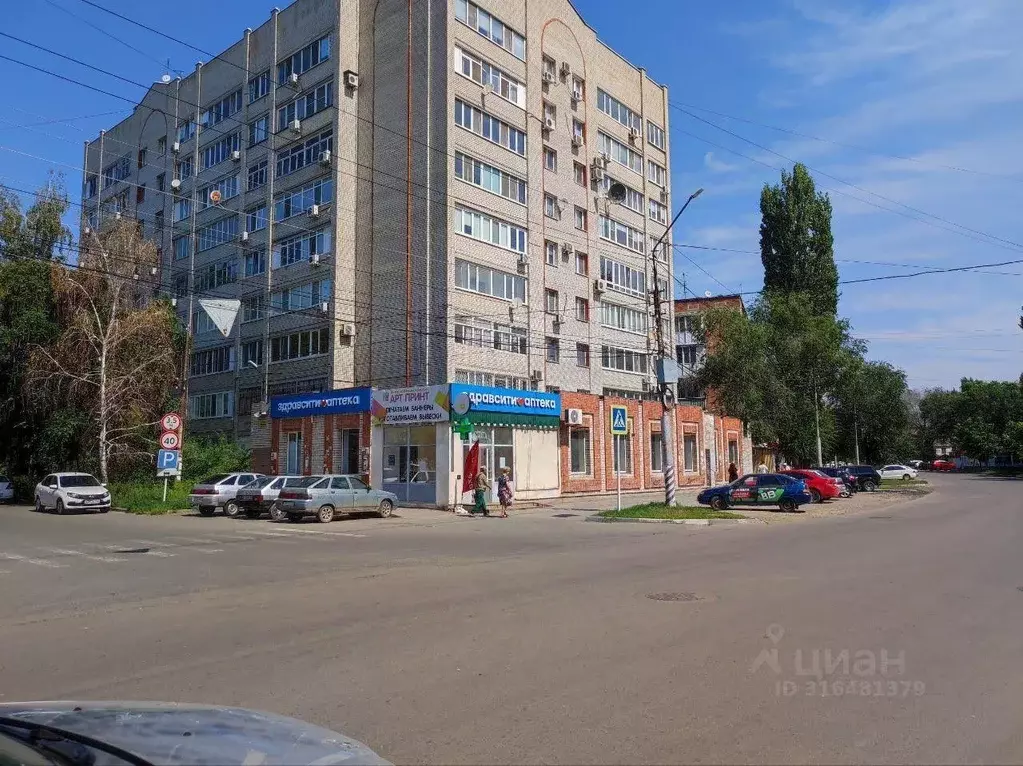 Помещение свободного назначения в Саратовская область, Энгельс ул. ... - Фото 1