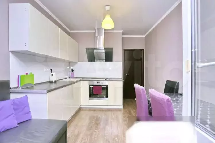 1-к. квартира, 40 м, 2/19 эт. - Фото 0